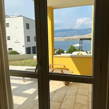 Apartment Pag Bay Paradise *